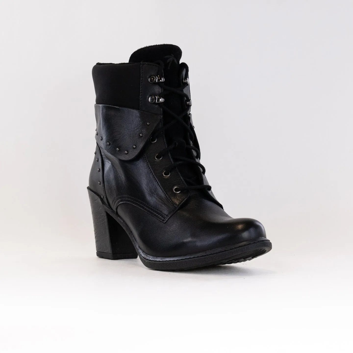 Dromedaris Gilly (Women's) - Black