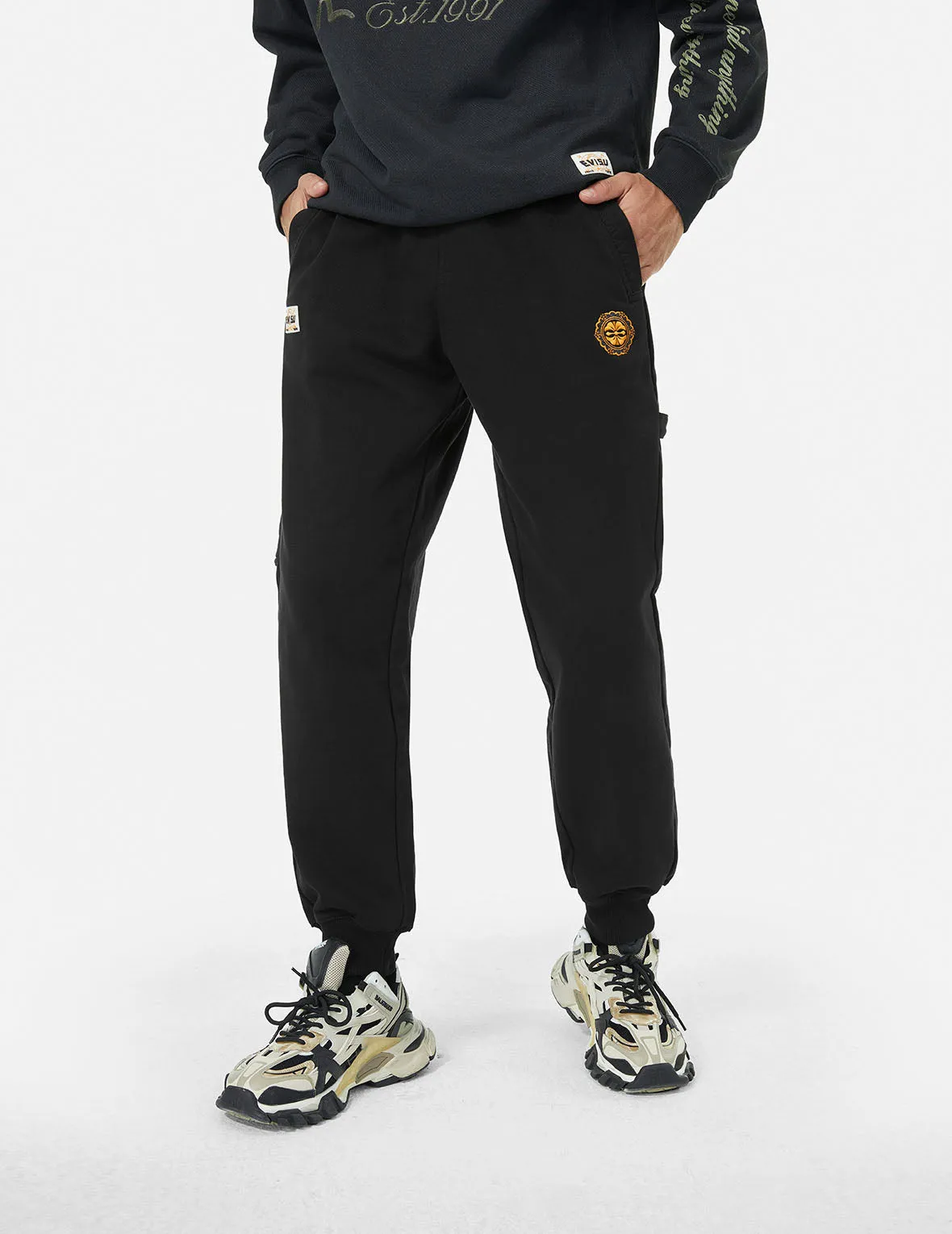 Hanafuda Kamon Embroidery Loose Fit Sweatpants