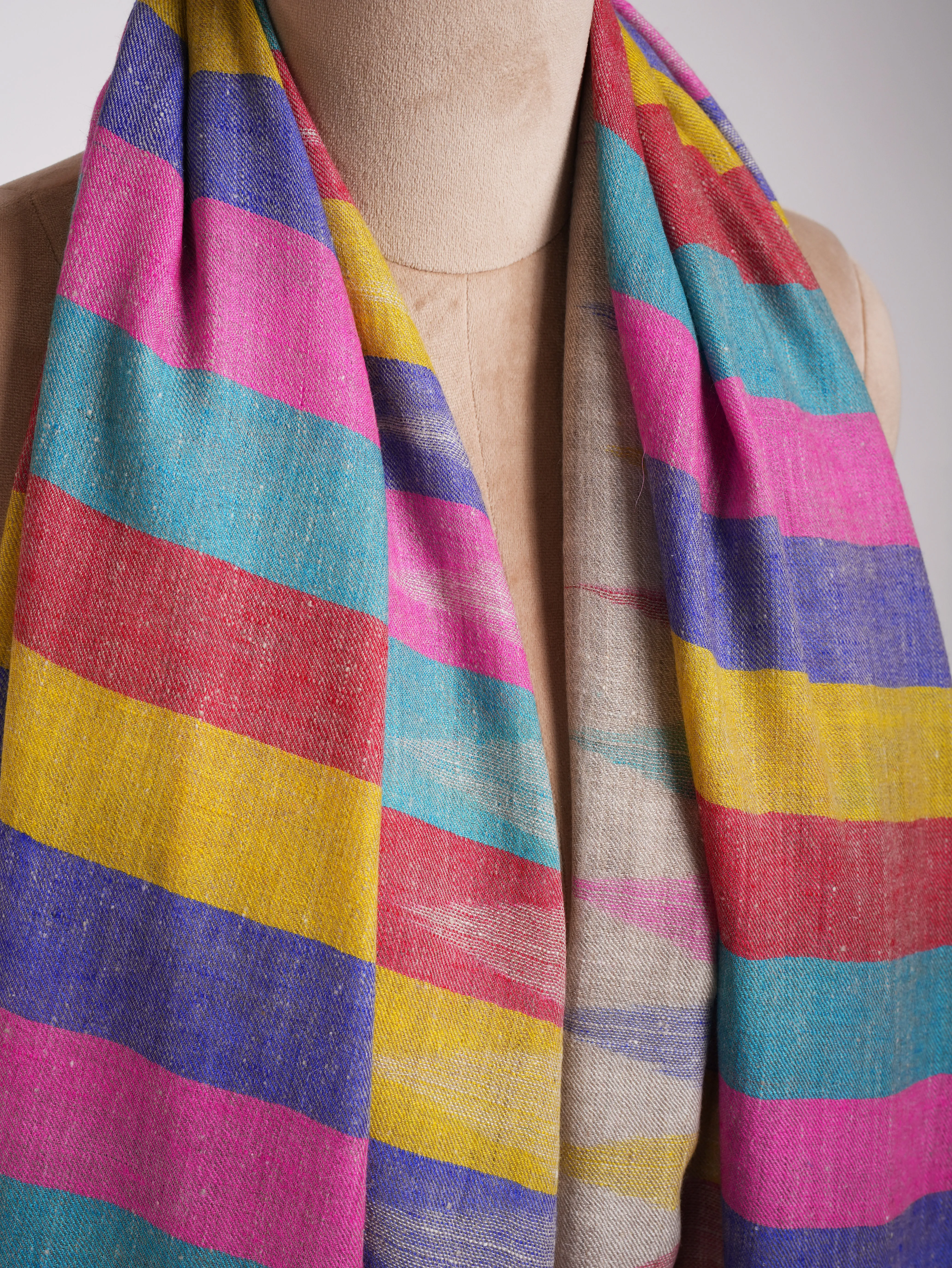 Handloomed Soft Cashmere Pashmina  Ikat Shawl