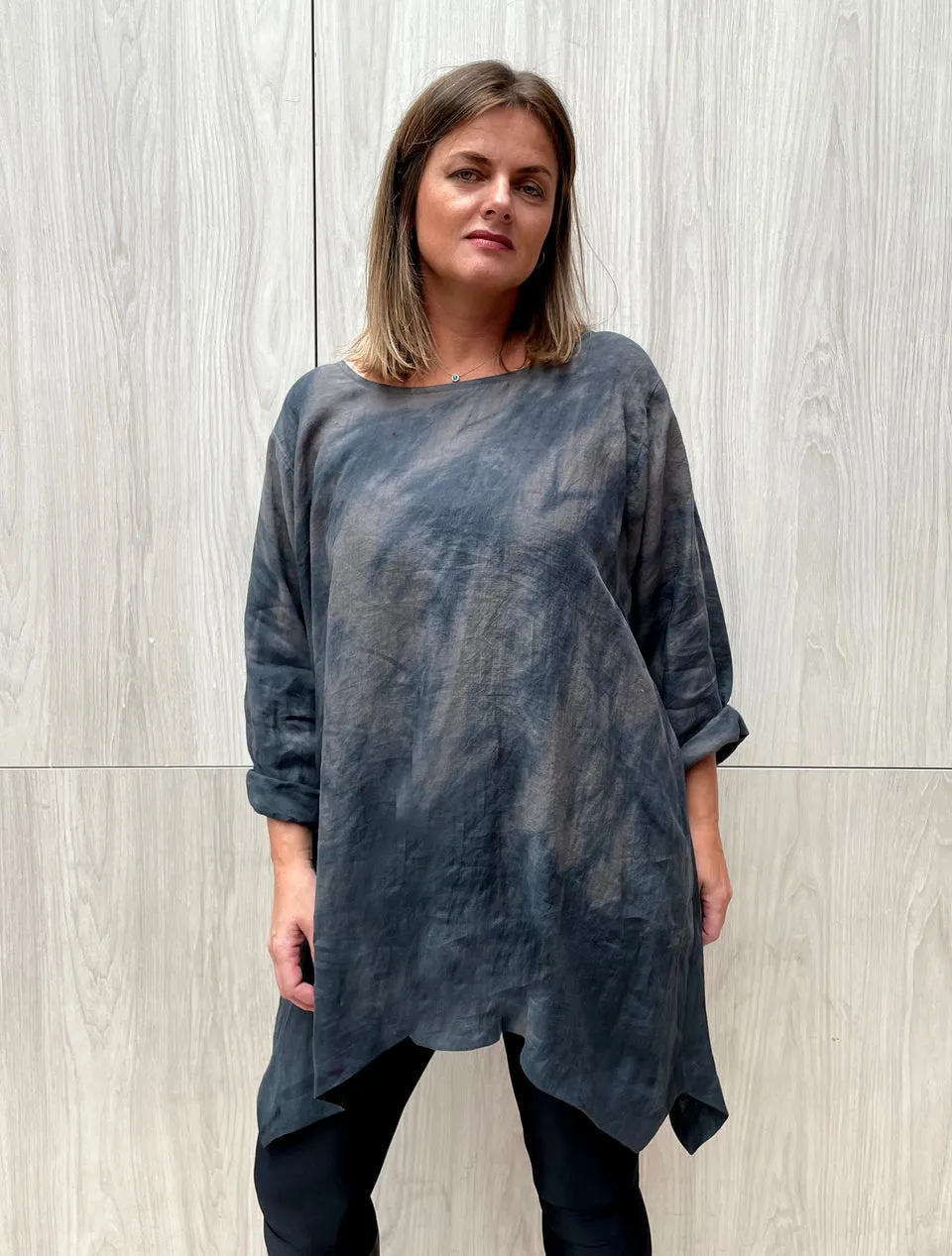 Linen Tulip Tunic in Indigo Arashi