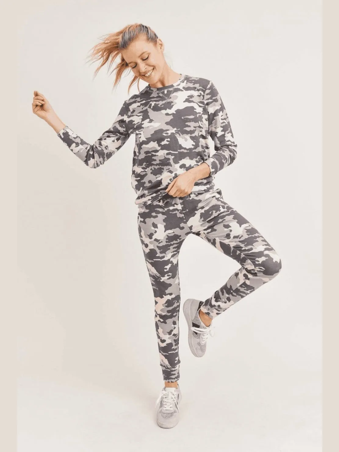 Mono B Camo Jogger