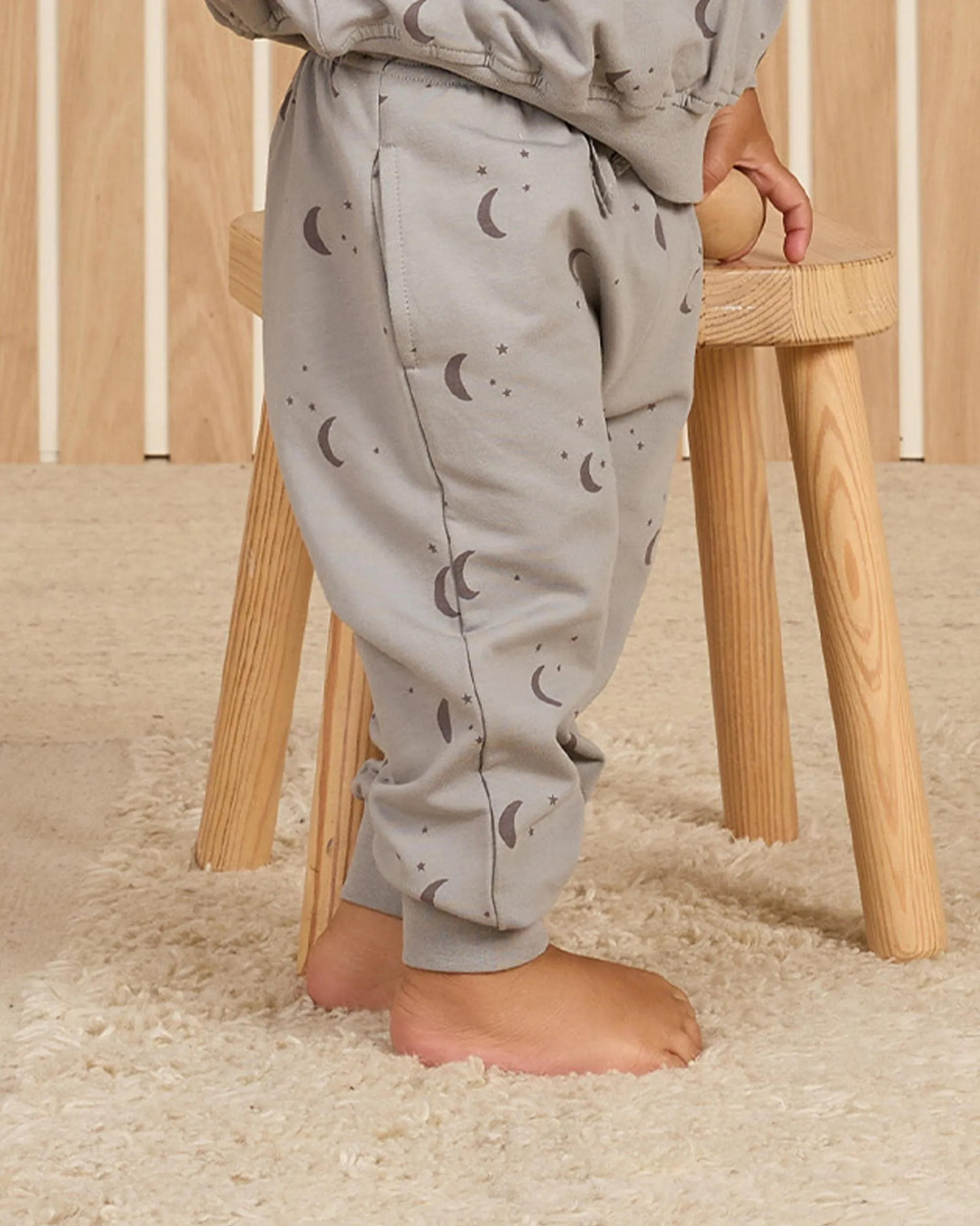 Moons Sweatpant in Dusty Blue