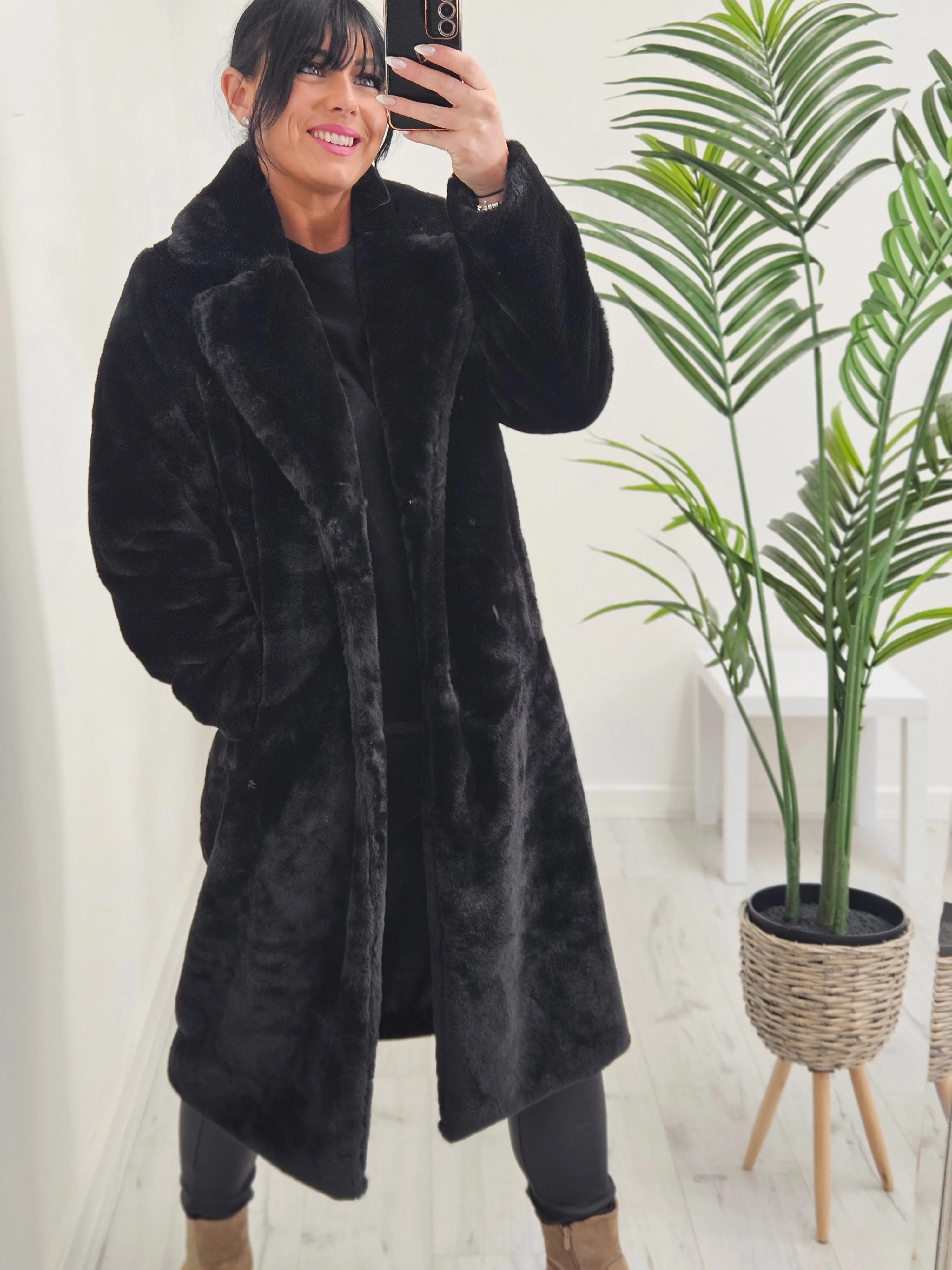 Oslo Faux Fur Coat Long (Curvy) - (choose your Colour)