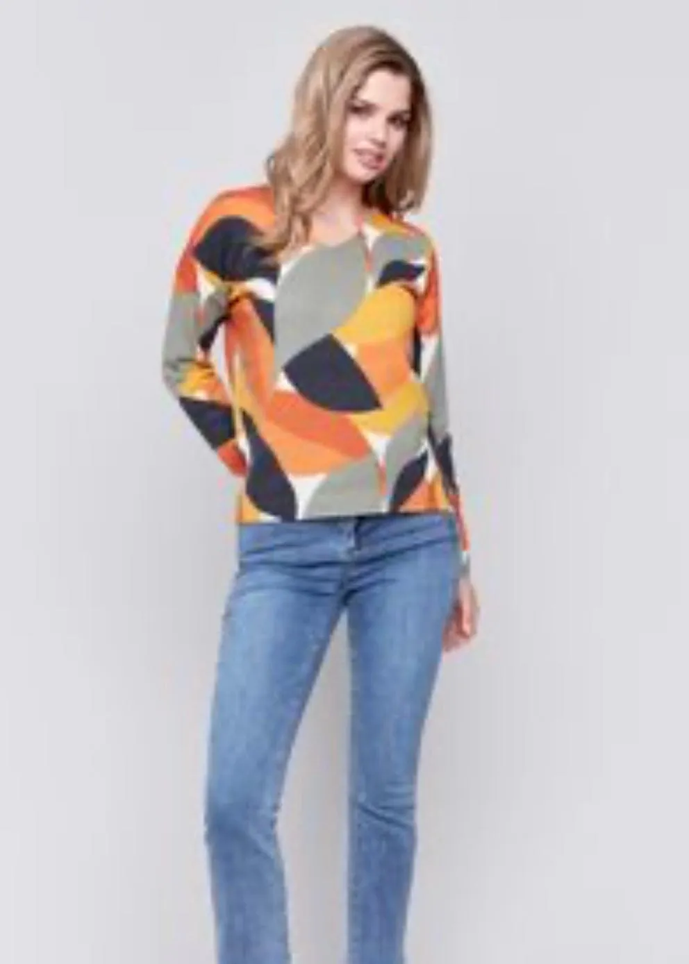 Printed Plushy V-Neck Sweater in Spruce