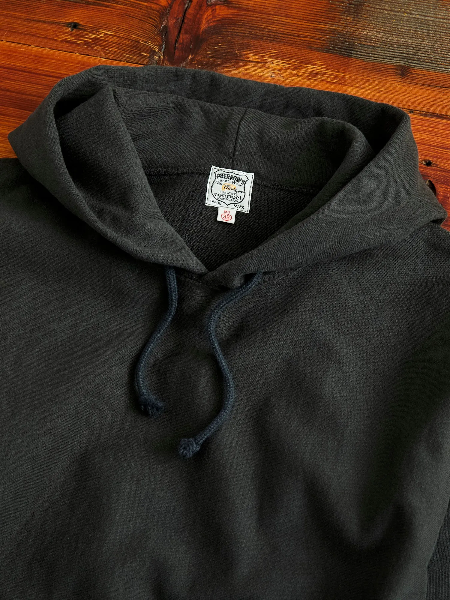 Reverse Weave Heavyweight Pullover Hoodie in Black