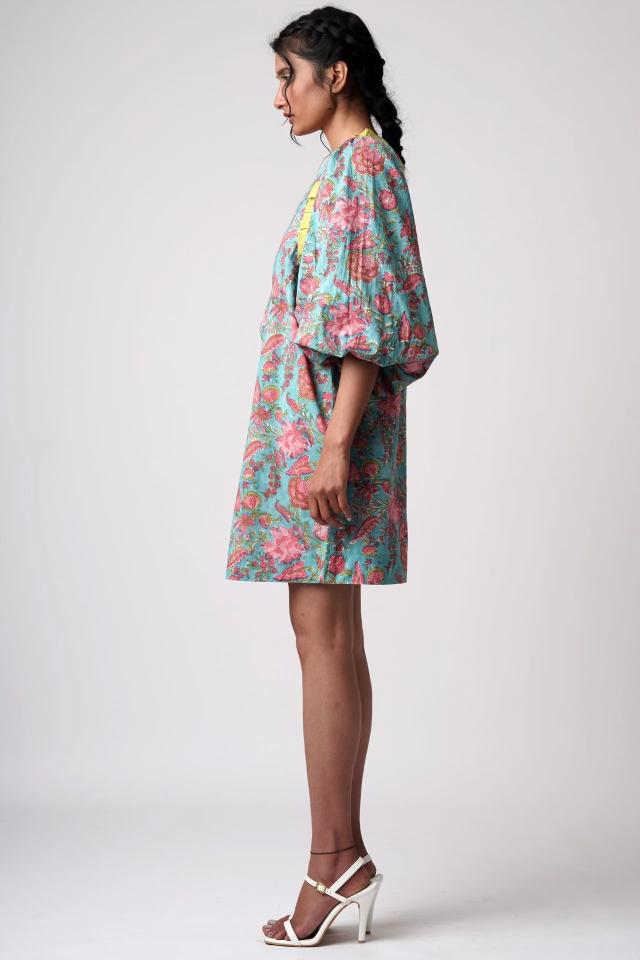 Tamy - Billowing Sleeve Dress