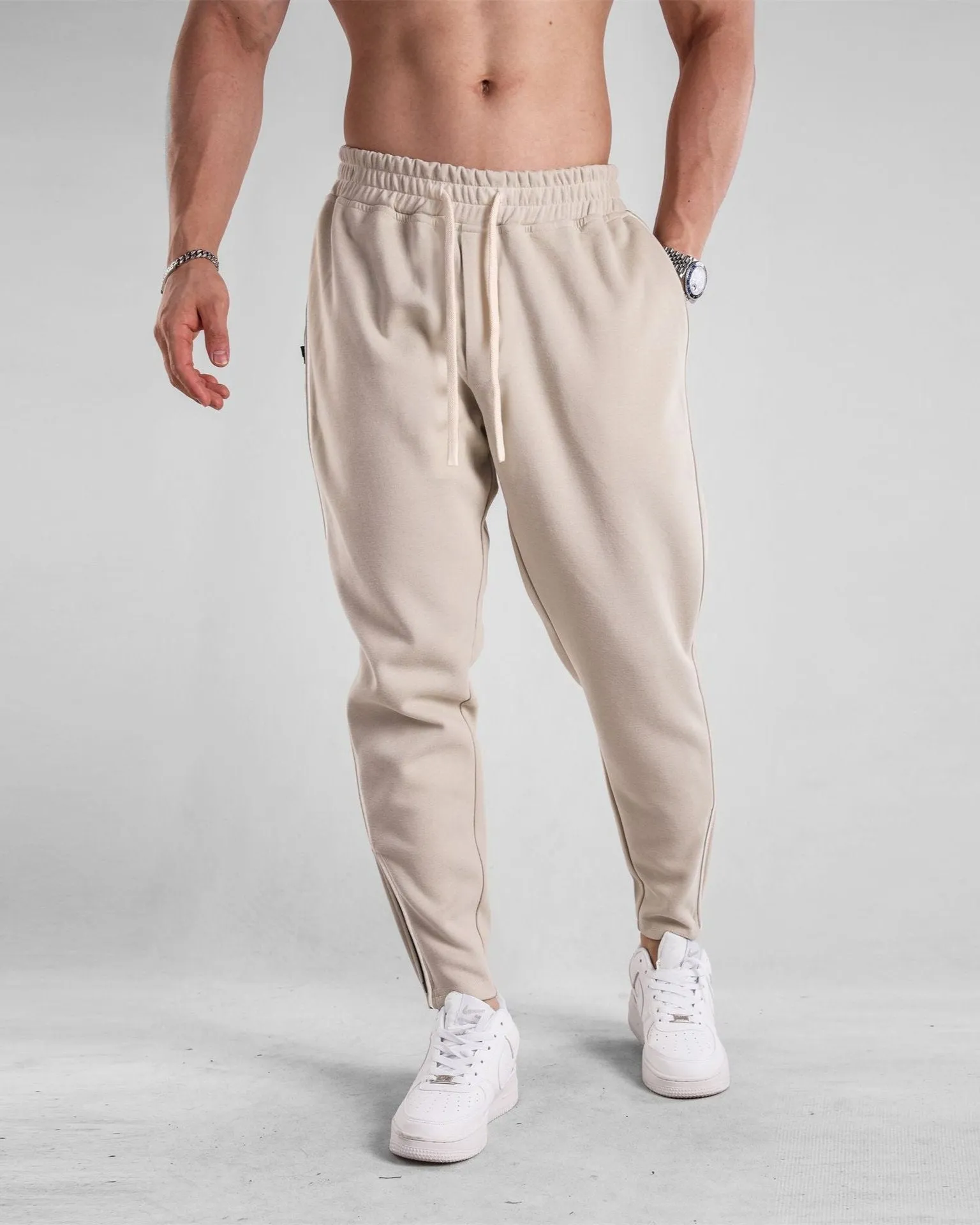 Track Side Sweatpants With Zipper Hem