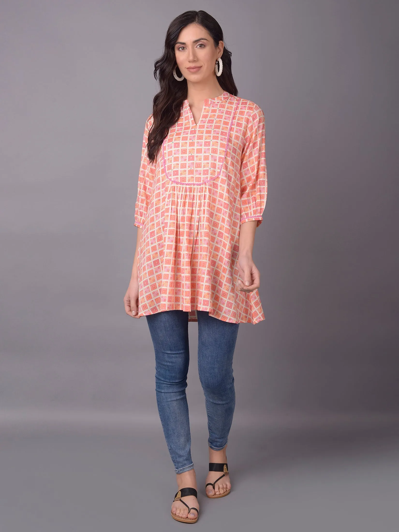 Winter Wear - Women Peach Geometric Printed Tunic