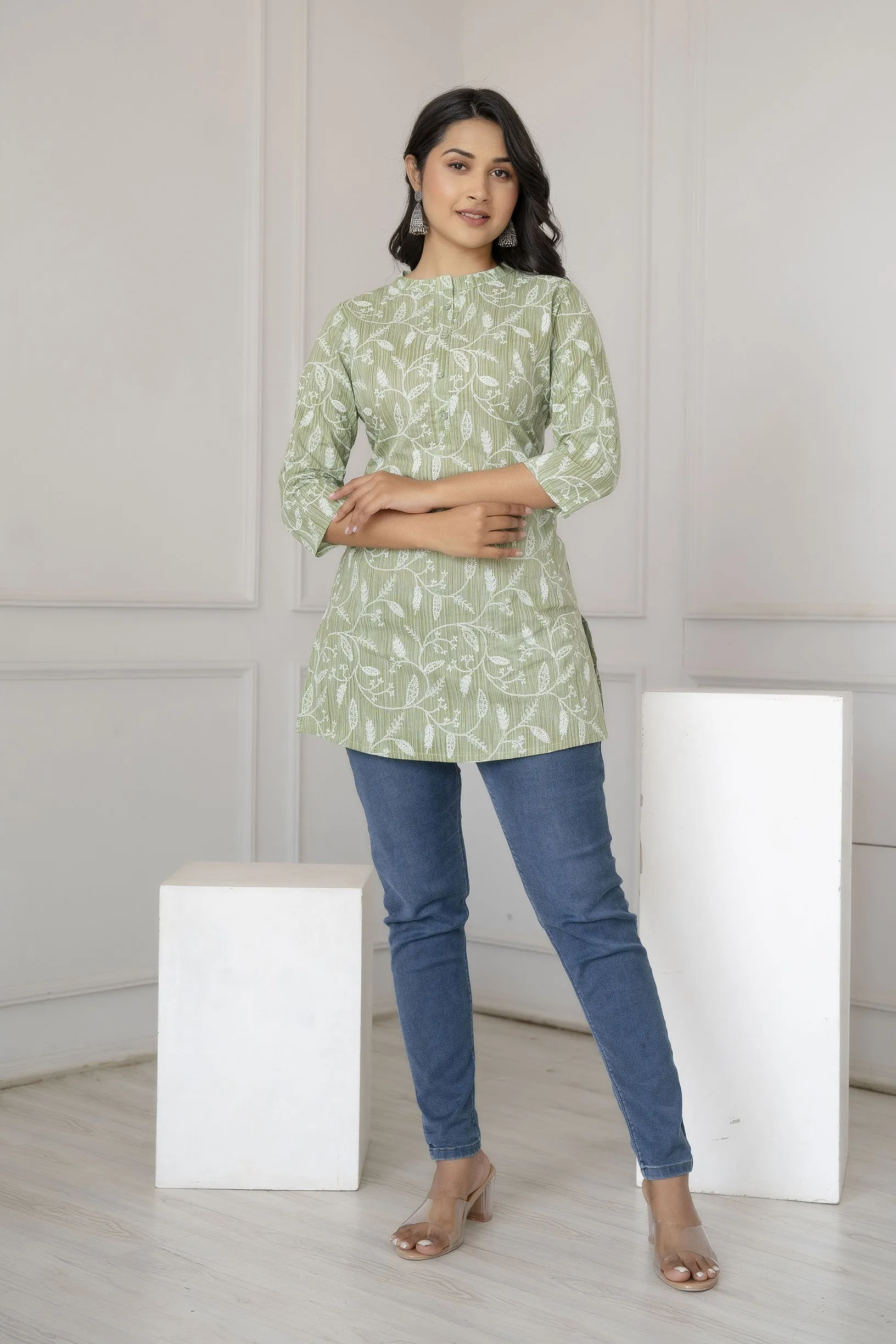 Women Green Ethnic Printed Straight Tunic