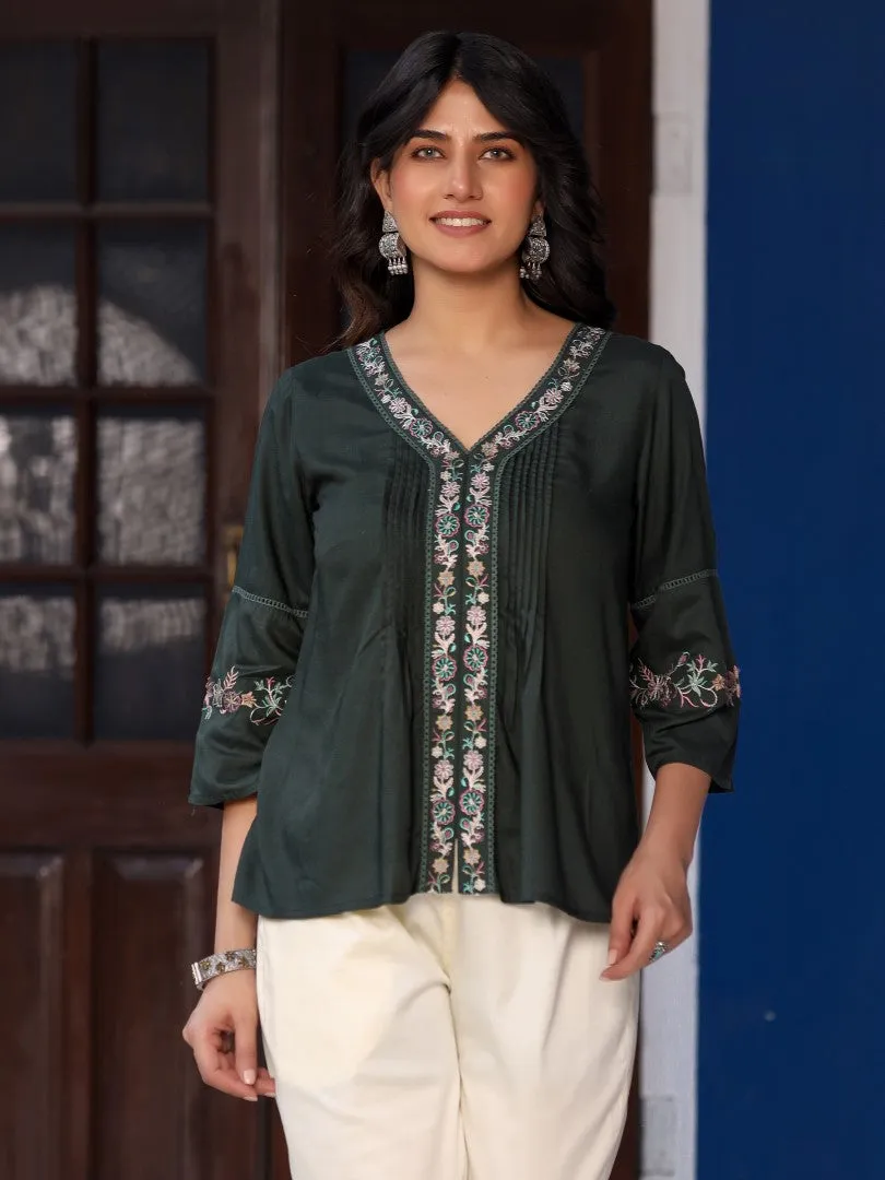 Women Green Rayon Solid With Embroidered Tunic