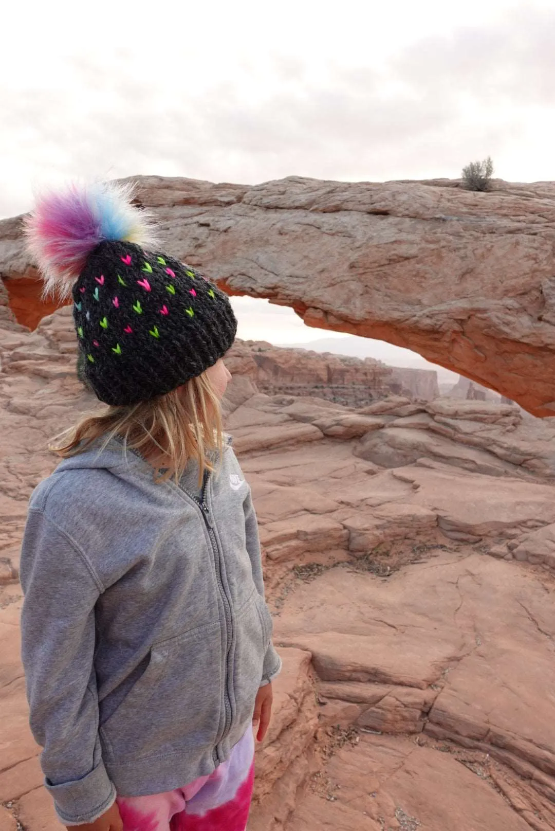 Youth Knit Hearts Pom Hat | Gray Rainbow